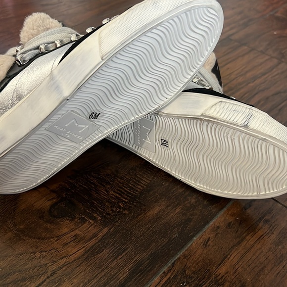 NEW MARC sneakers size 6! Bought for daughter and they are too small. - Picture 3 of 3